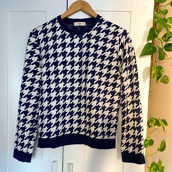 Star Patterned Crew Neck Sweater - Picture 1 of 1